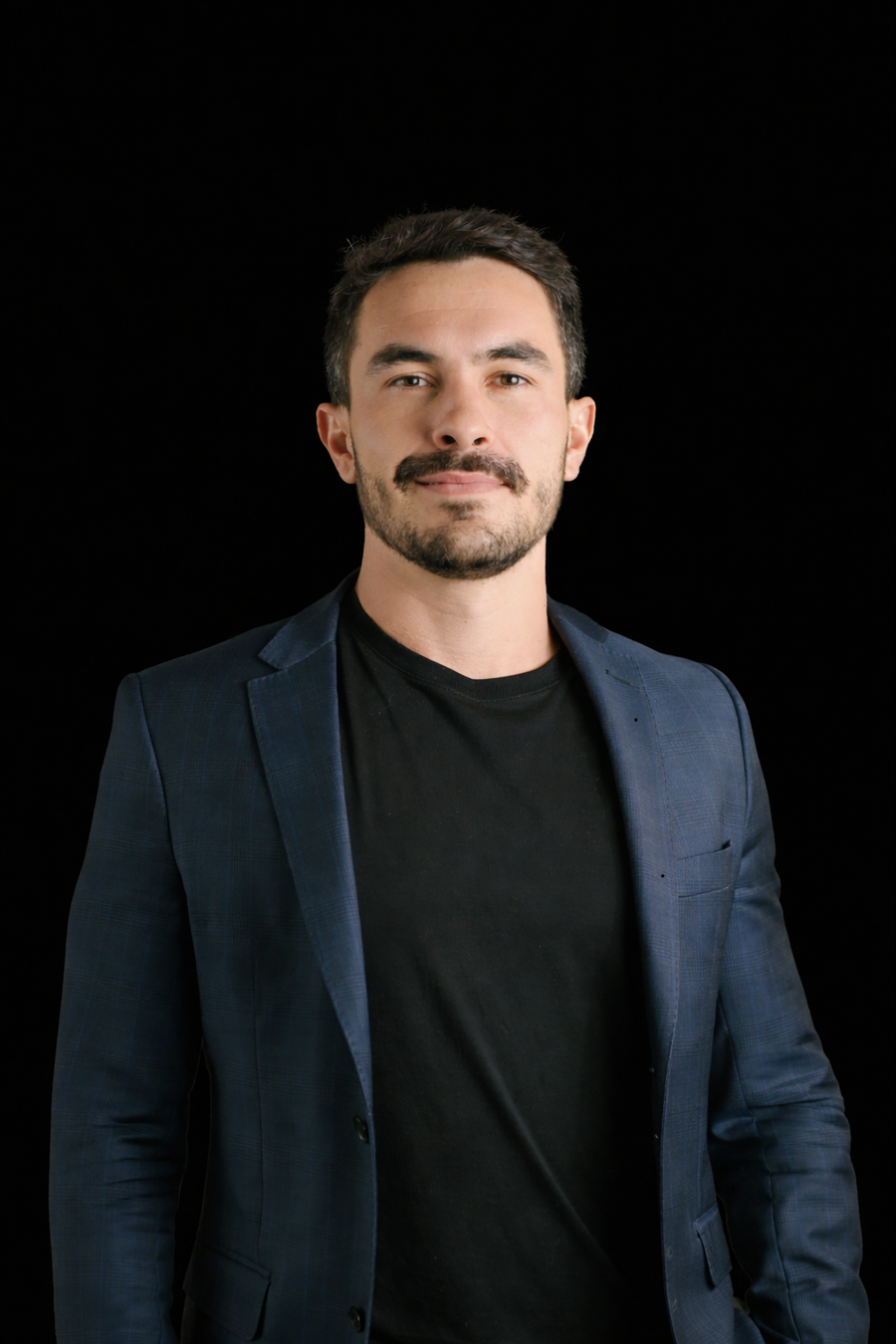 Arthur Thomazi, advogado especialista em direito imobiliário
